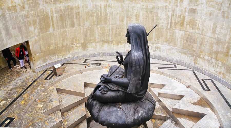 Shankaracharya Samadhi.jpg