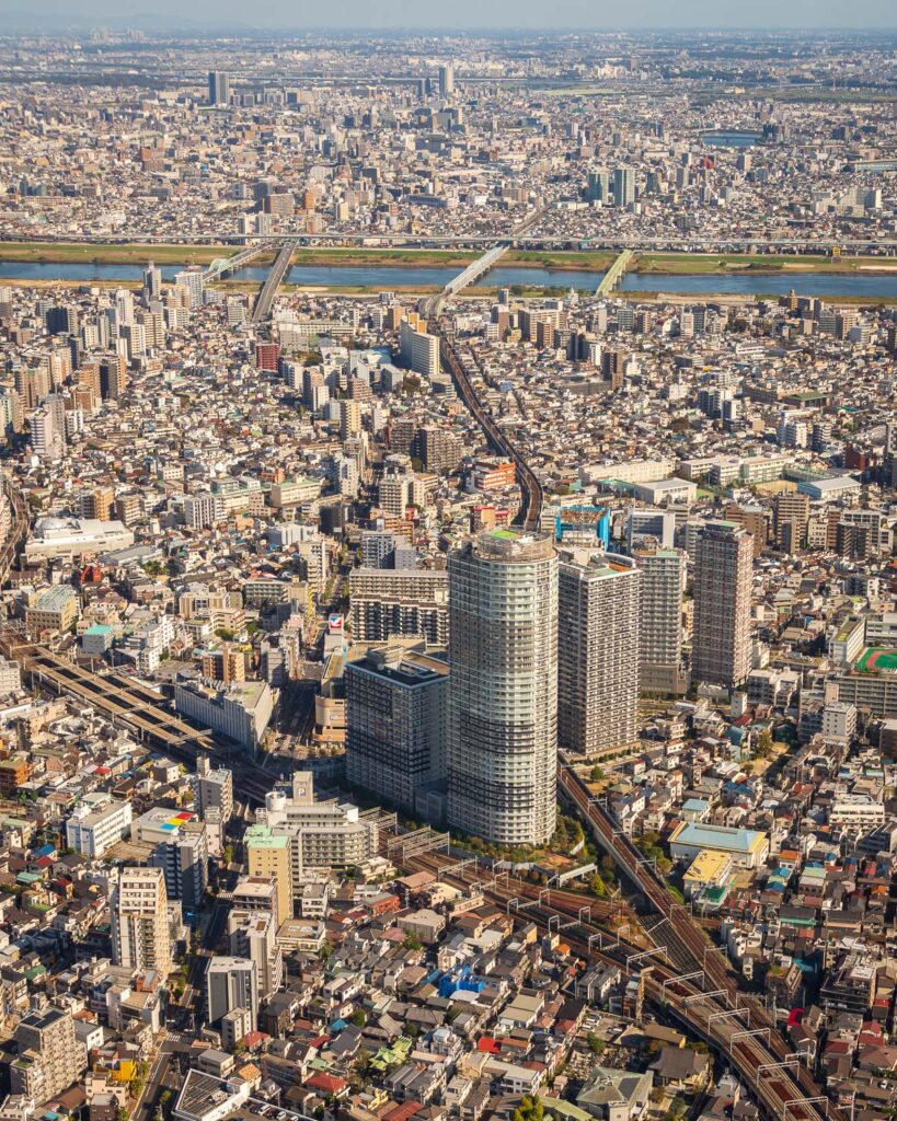 Views over Tokoyo from up at the Tokyo skytree.